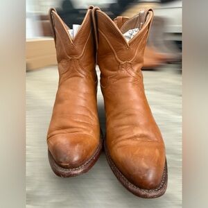 Tecovas Tan Ankle Booties “The Penny”